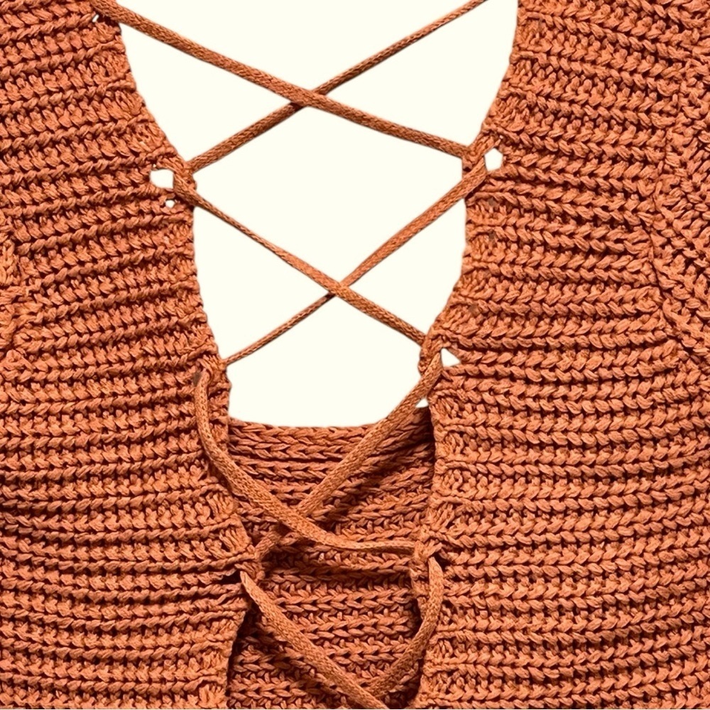 Beige and Botany Knit Crop Top - Picture 5 of 8